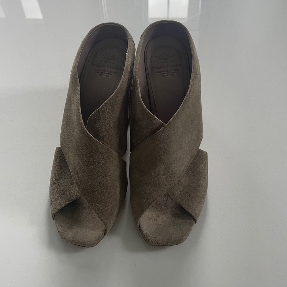 Officine Creative, EU size 38 and US size 8, taupe grey.